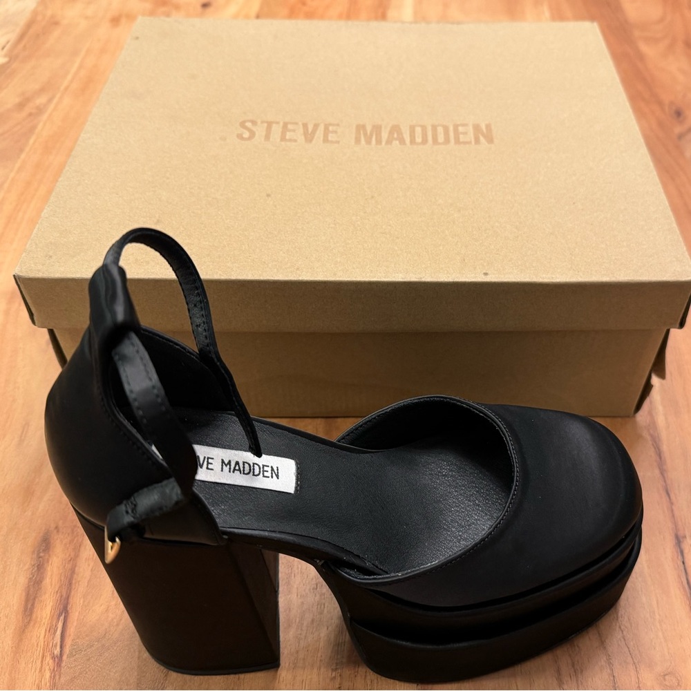 STEVE MADDEN CHARLIZE SIZE 7